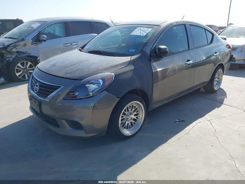 2014 Nissan Versa 1.6 Sv