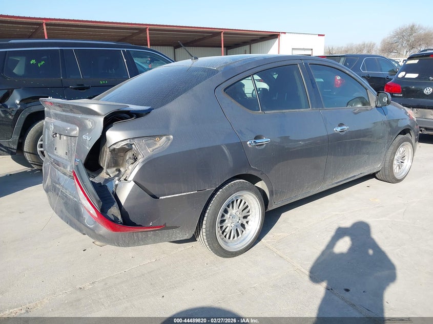 2014 Nissan Versa 1.6 Sv