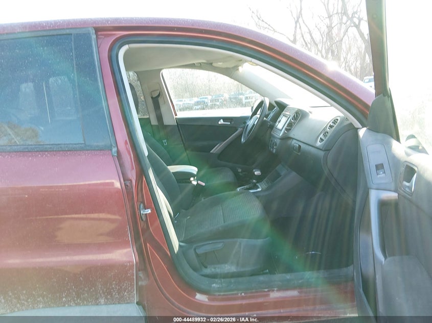 2009 Volkswagen Tiguan S/Se/Sel