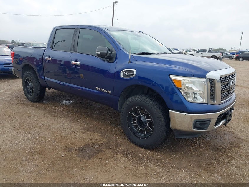 2017 Nissan Titan Sv