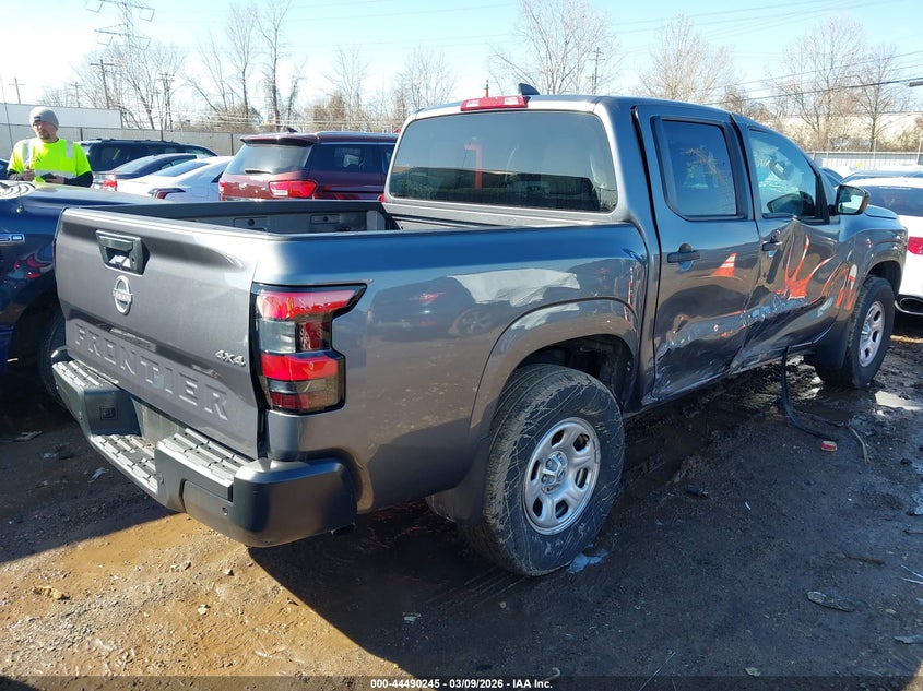 2022 Nissan Frontier S 4X4