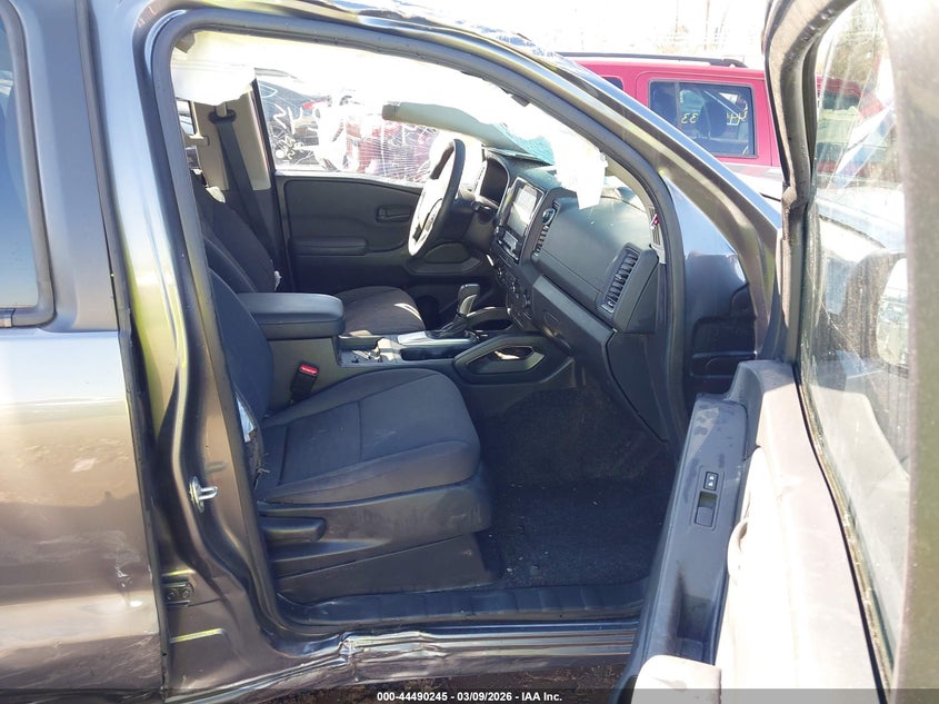 2022 Nissan Frontier S 4X4