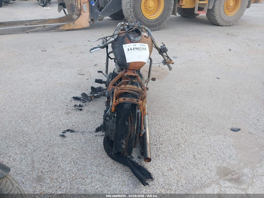 2006 Yamaha Xvs1100 A VIN: JYAVP11EX6A089575 Lot: 44490255