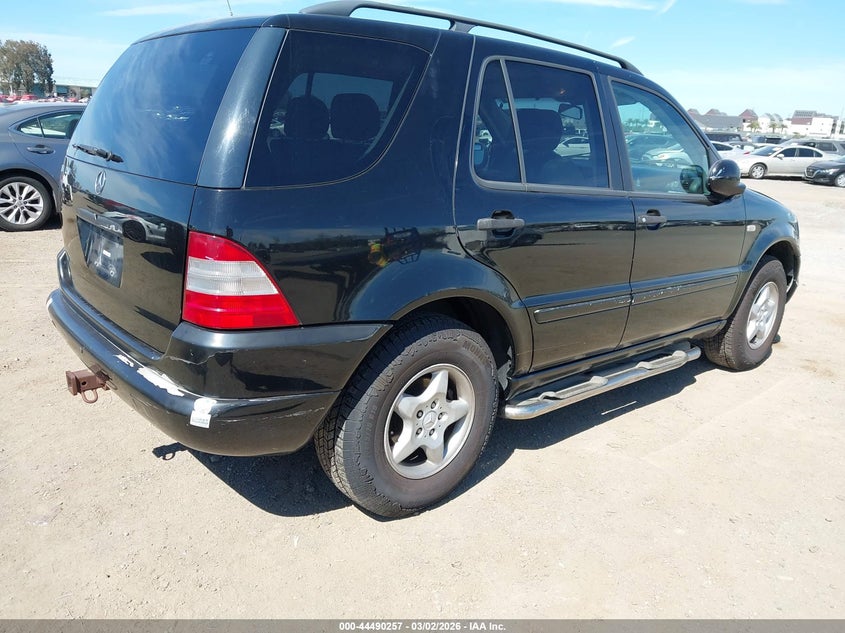 2000 Mercedes-Benz Ml 320