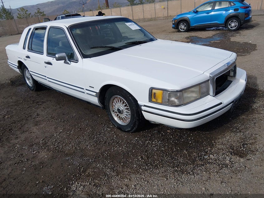 1993 Lincoln Town Car Executive