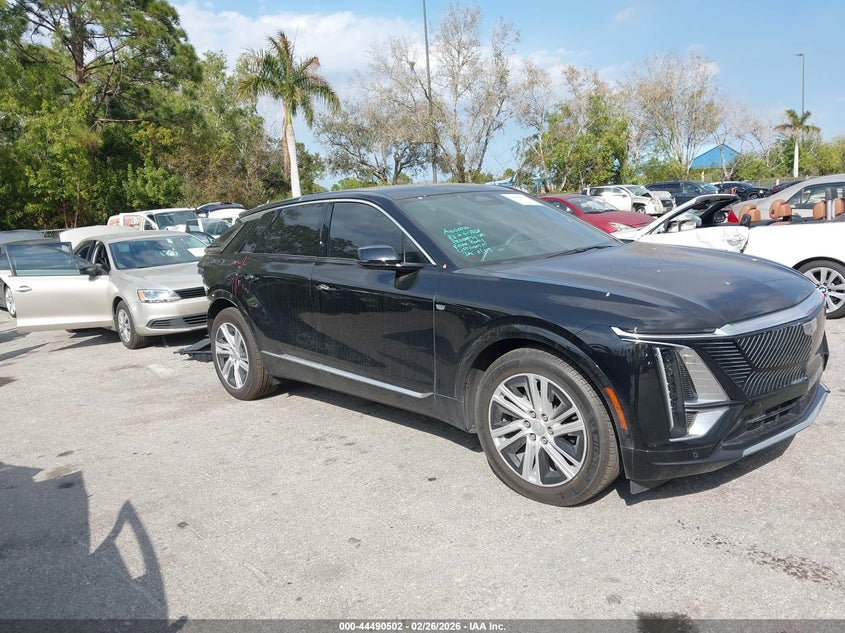 1GYKPMRK3RZ105862 CADILLAC LYRIQ Photo 1