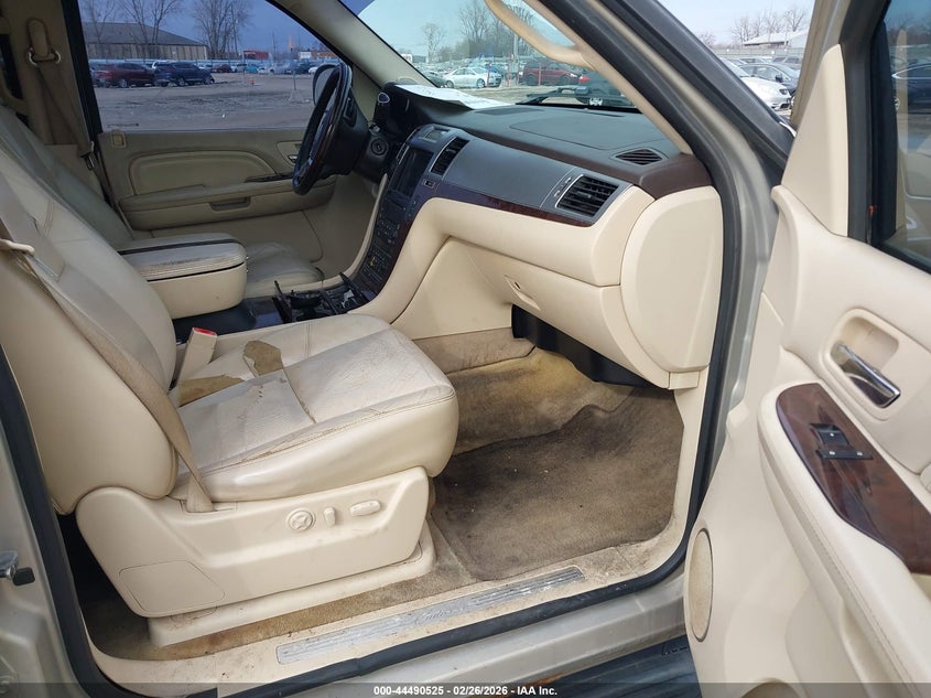 2007 Cadillac Escalade Standard