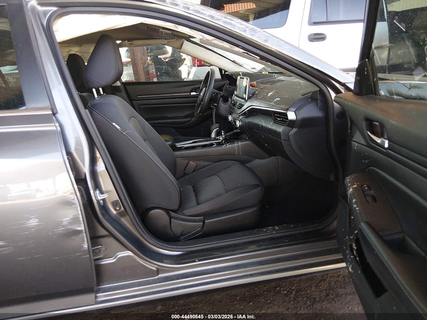 2024 Nissan Altima Sv Fwd