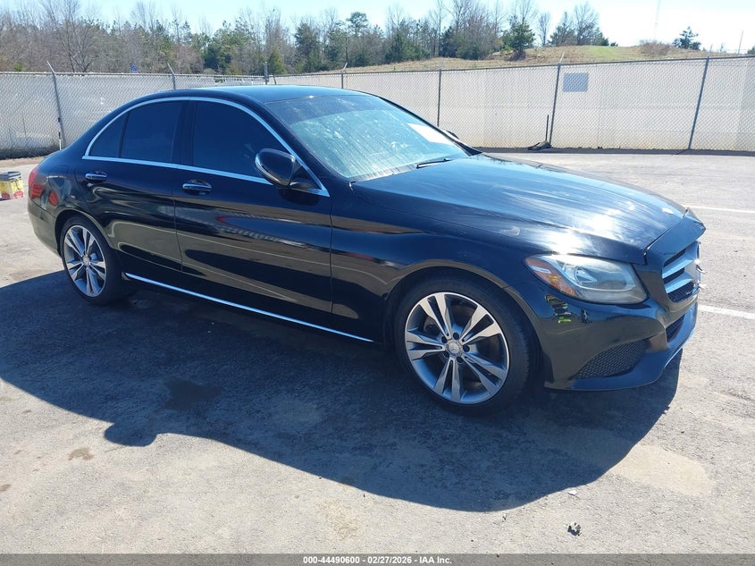 2015 Mercedes-Benz C 300