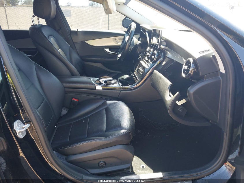 2015 Mercedes-Benz C 300