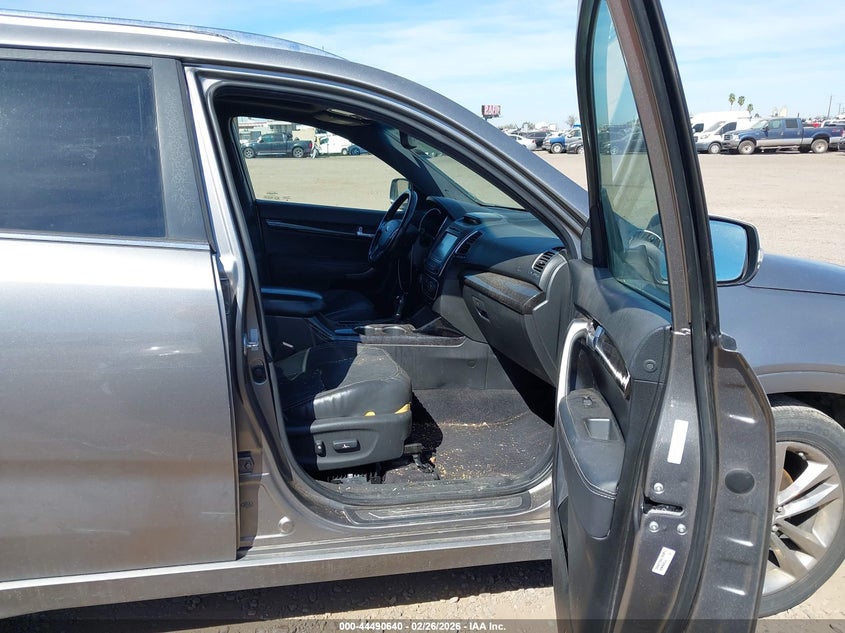 2014 Kia Sorento Limited V6