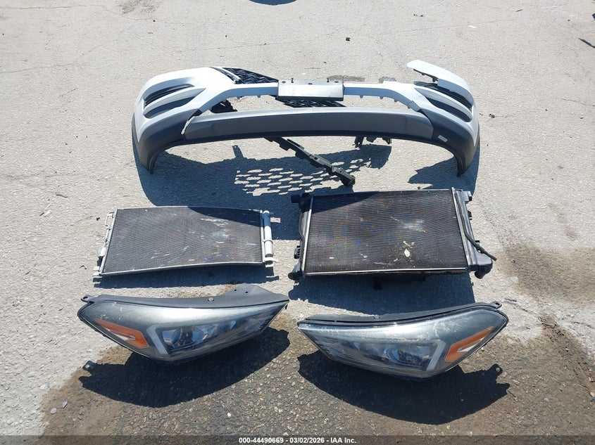 VIN KM8J33ALXKU984237 2019 HYUNDAI TUCSON SEL