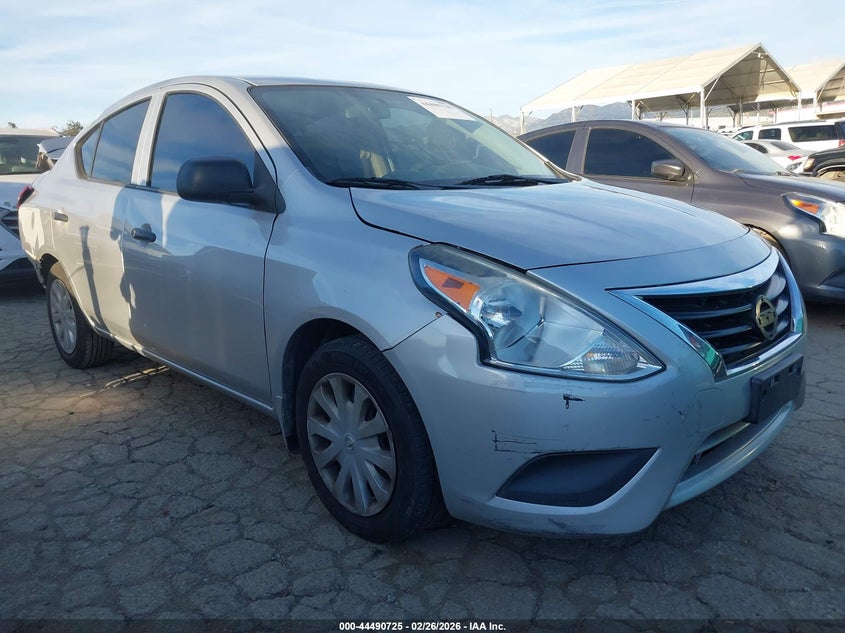 2015 NISSAN VERSA 1.6 S+