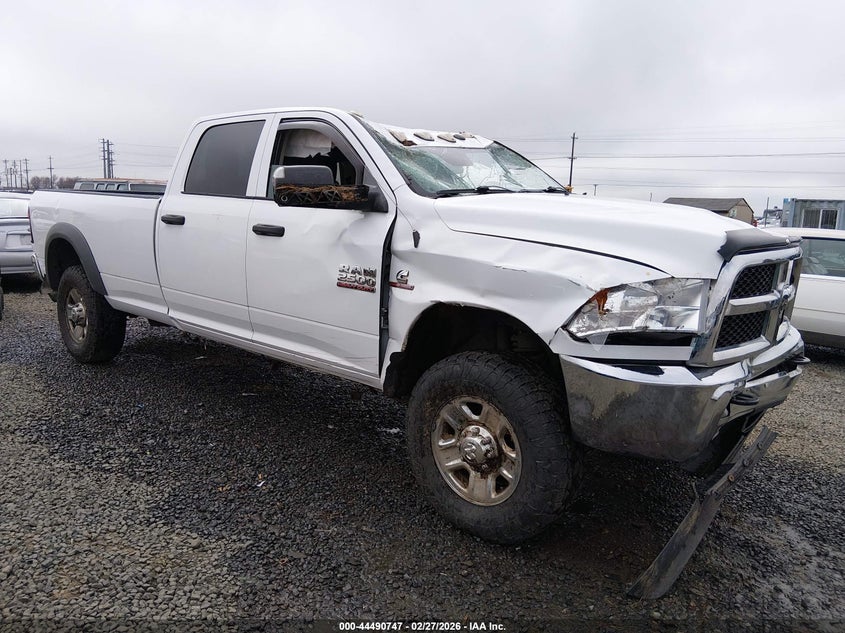 2017 Ram 2500 Tradesman 4X4 8' Box