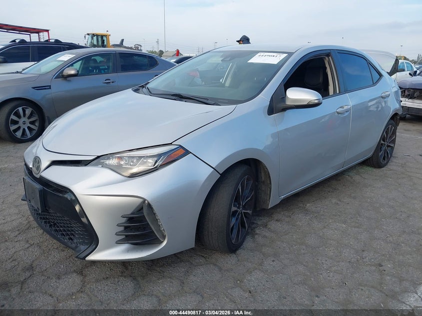 2019 Toyota Corolla Se 5YFBURHE7KP910240 photo 1