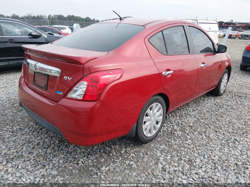 2015 Nissan Versa 1.6 Sv