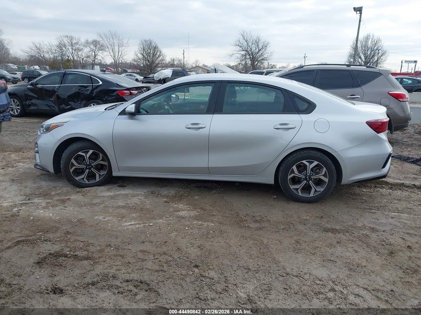 2019 Kia Forte 2.0 Lxs silver Lot 111044490842 Vin 3KPF24AD2KE018832