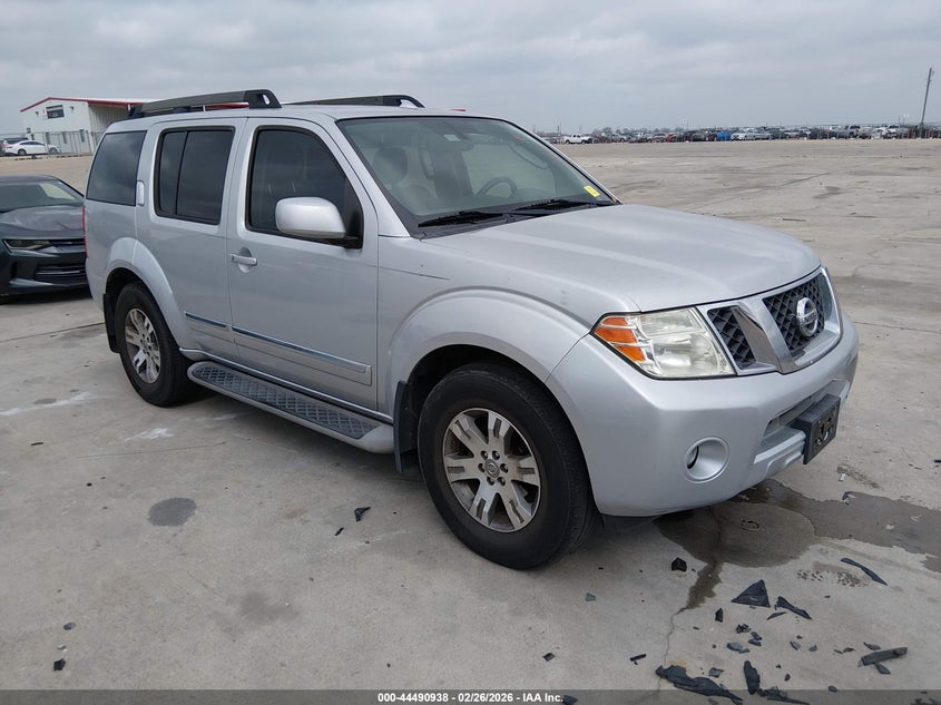 2012 Nissan Pathfinder Silver