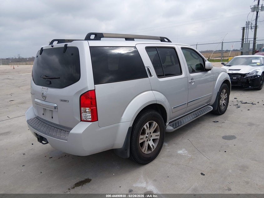 2012 Nissan Pathfinder Silver