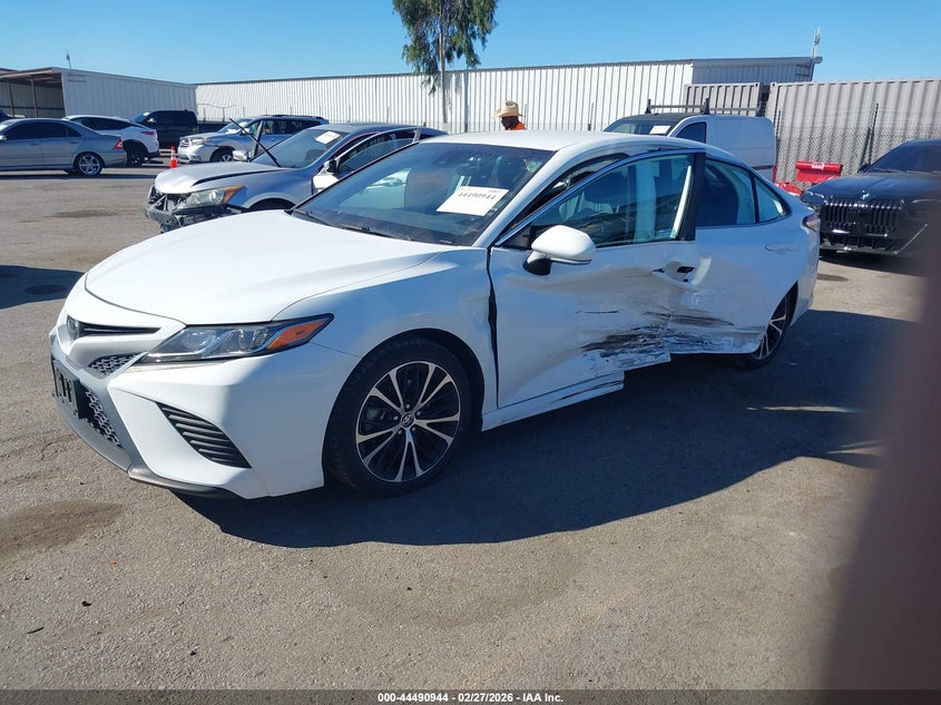 2020 Toyota Camry Se