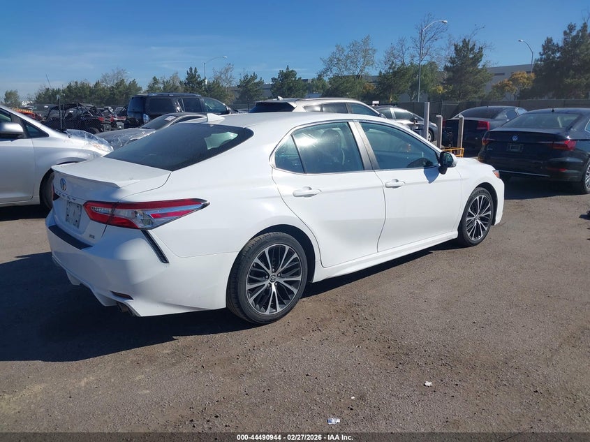 2020 Toyota Camry Se