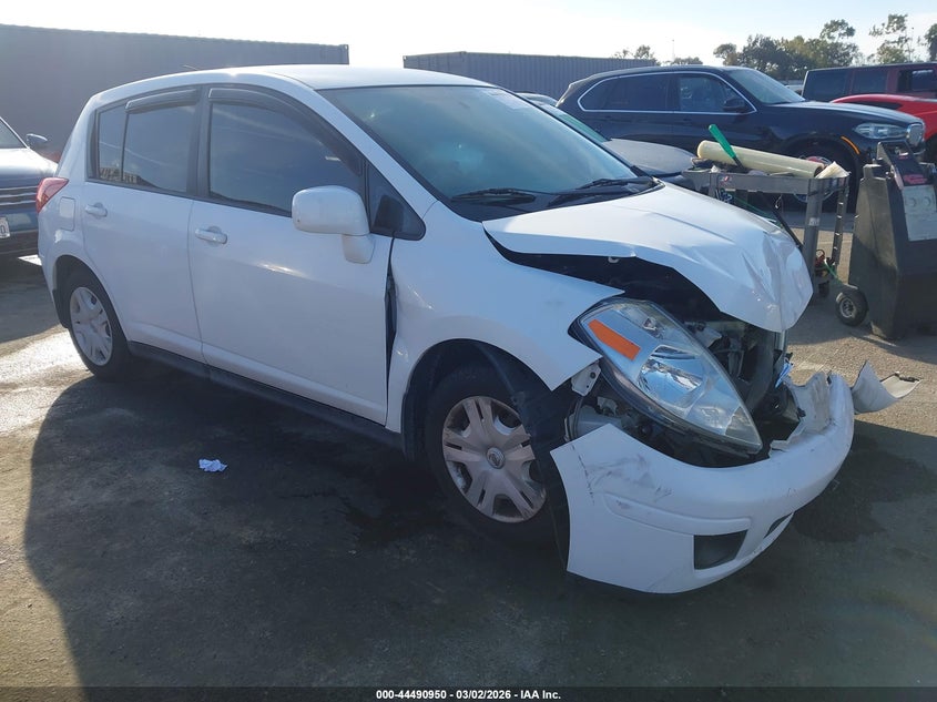 2011 Nissan Versa 1.8S