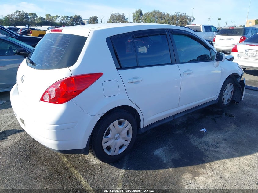 2011 Nissan Versa 1.8S