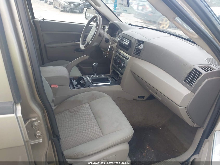 2006 Jeep Grand Cherokee Laredo