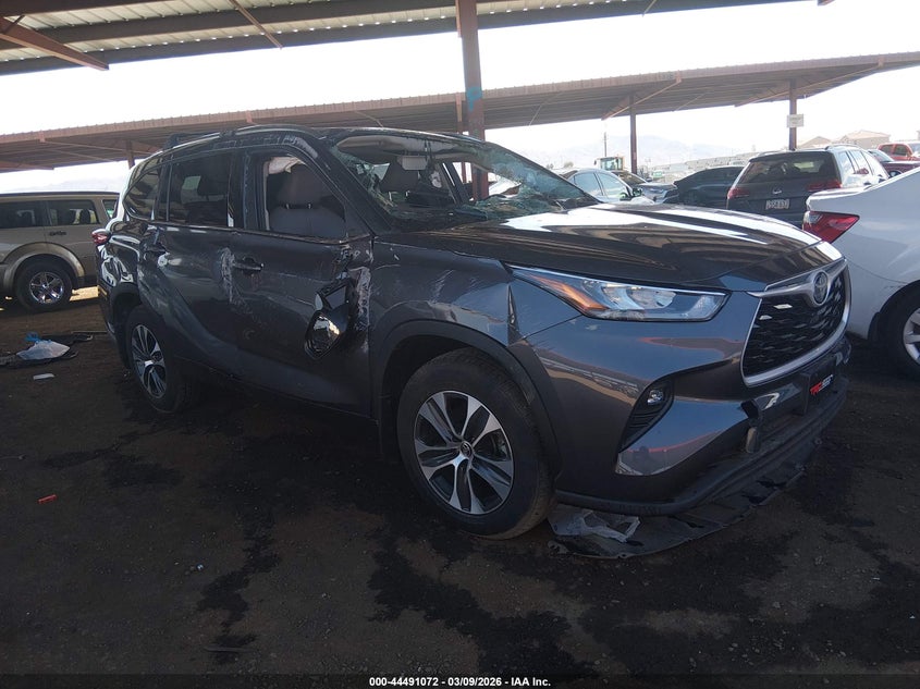 2020 Toyota Highlander Xle