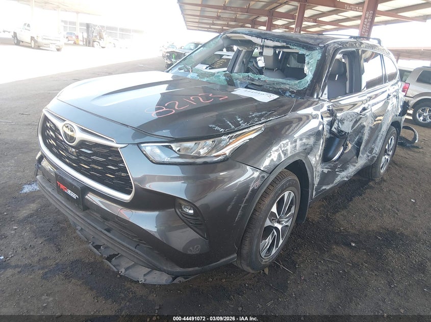 2020 Toyota Highlander Xle