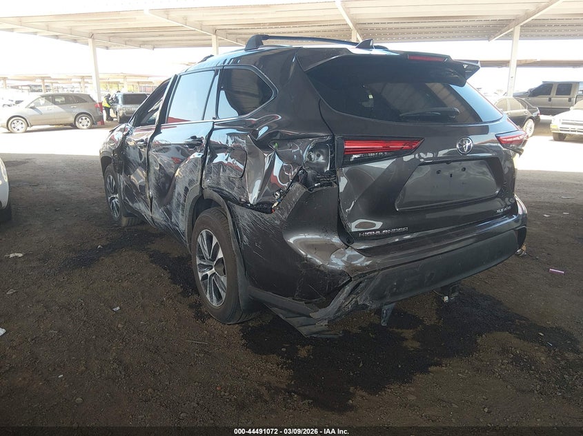 2020 Toyota Highlander Xle