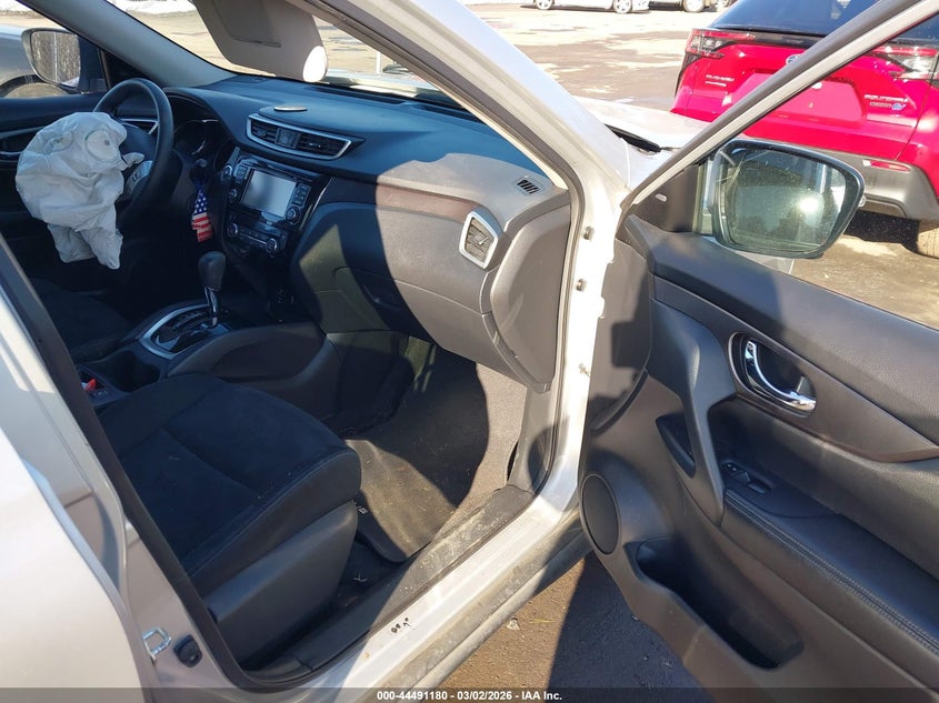 2015 Nissan Rogue Sv