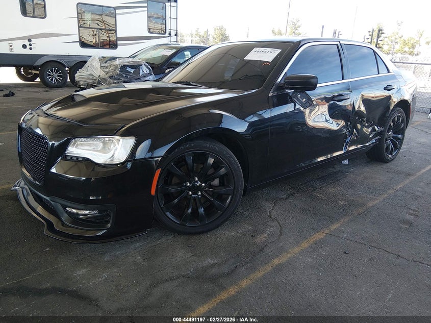 2017 Chrysler 300C
