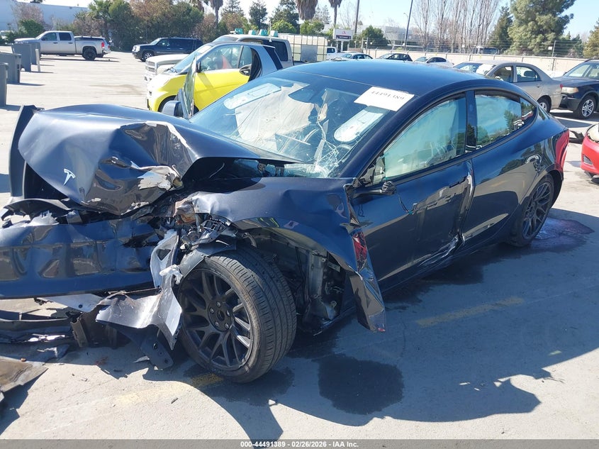 2025 Tesla Model 3 Long Range Rear-Wheel Drive/Standard Rear-Wheel Drive