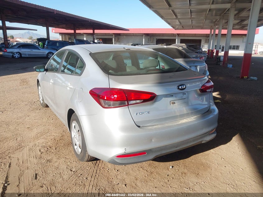 Vin: 3kpfk4a71je219226, lot: 44988168, kia forte lx 20183