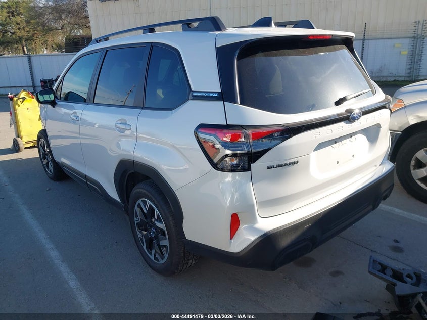 2025 Subaru Forester Premium