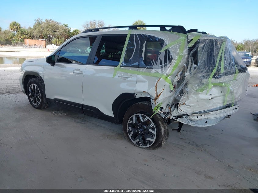 2025 Subaru Forester Premium