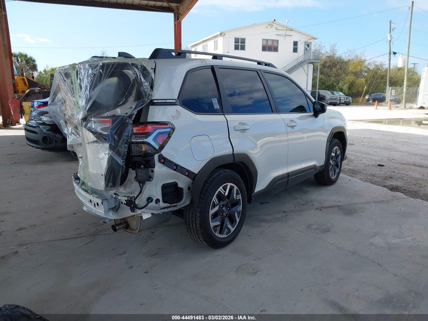 2025 Subaru Forester Premium