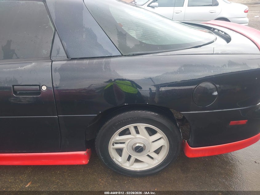 1995 Chevrolet Camaro VIN: 2G1FP22S2S2105956 Lot: 44491512