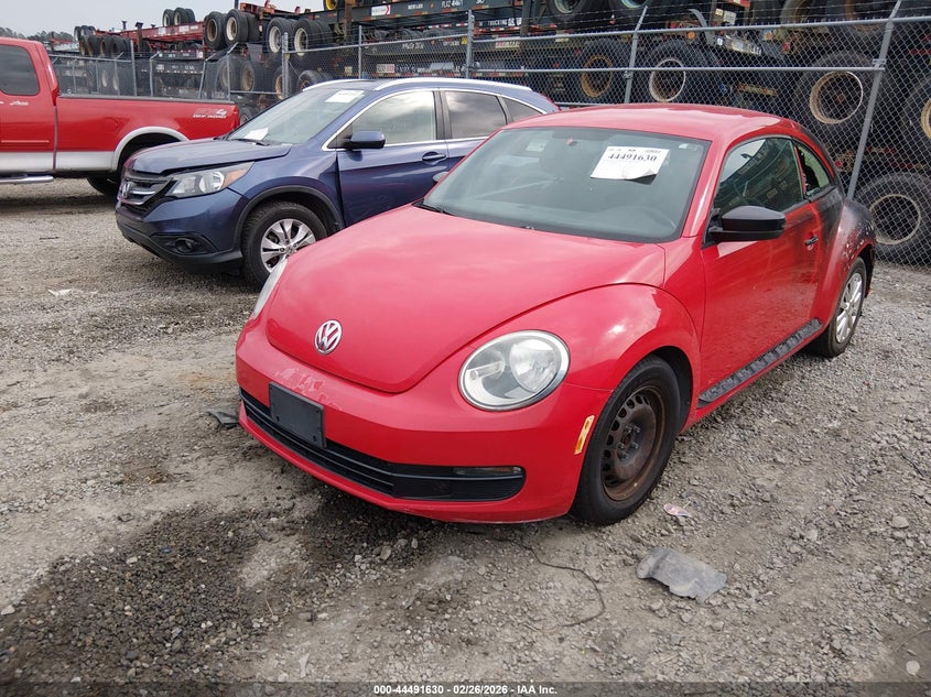 2013 Volkswagen Beetle 2.5L Entry
