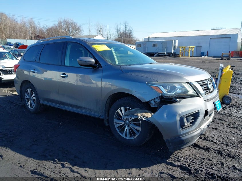 2017 Nissan Pathfinder S