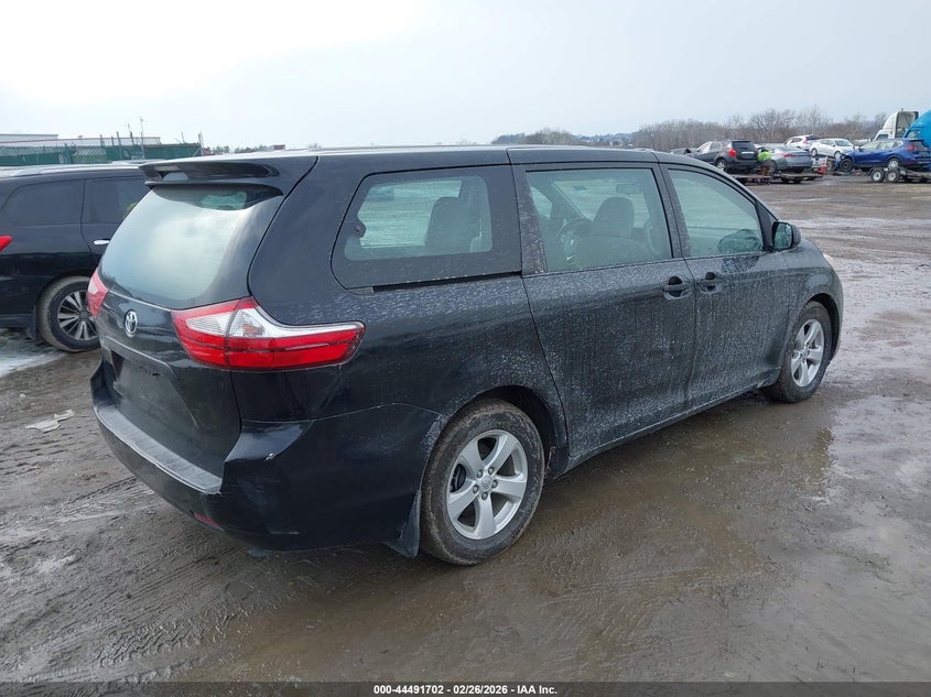 2015 Toyota Sienna L 7 Passenger