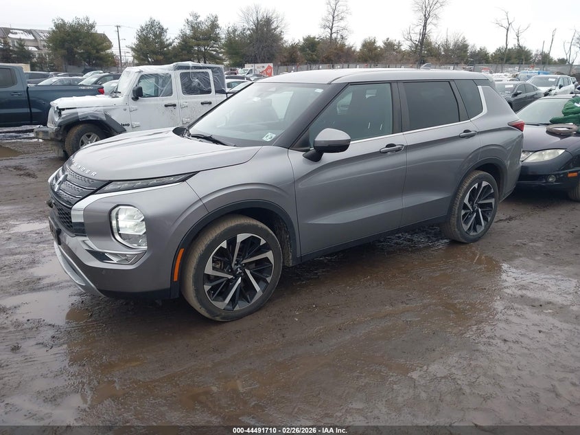 2022 Mitsubishi Outlander Black Edition 2Wd/Se 2.5 2Wd/Se Launch Edition 2Wd