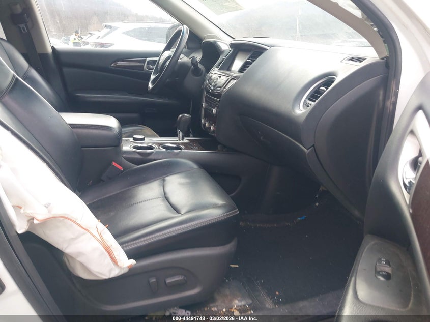 2014 Nissan Pathfinder Sl