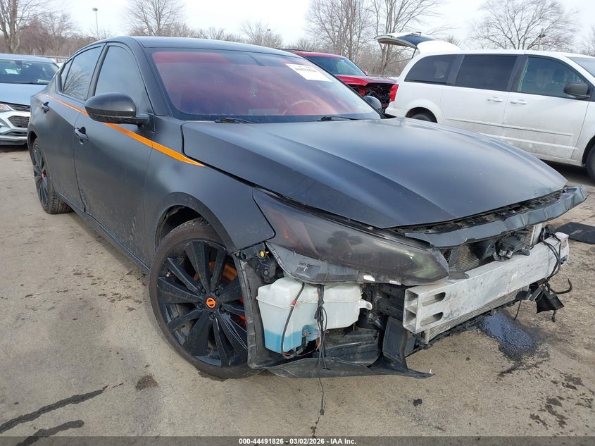 2019 NISSAN ALTIMA 2.5 SR