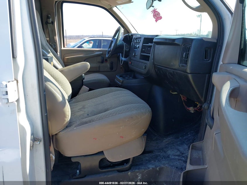 2009 Chevrolet Express 2500 Work Van