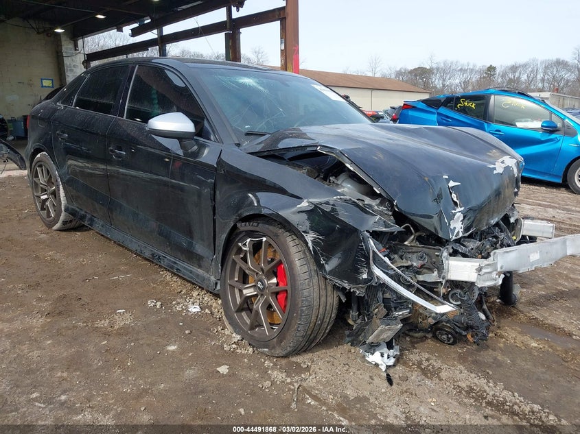 WUABWGFF0J1900617 AUDI RS 3 Photo 1