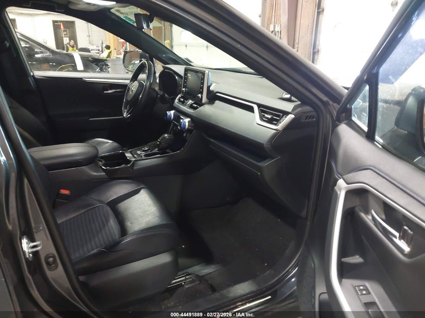 2019 Toyota Rav4 Hybrid Xse