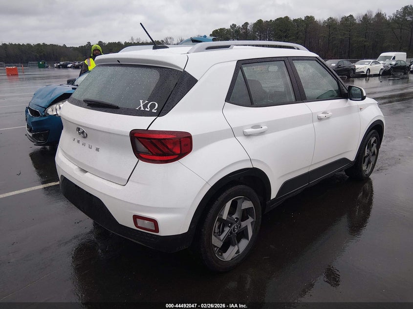 2024 Hyundai Venue Sel