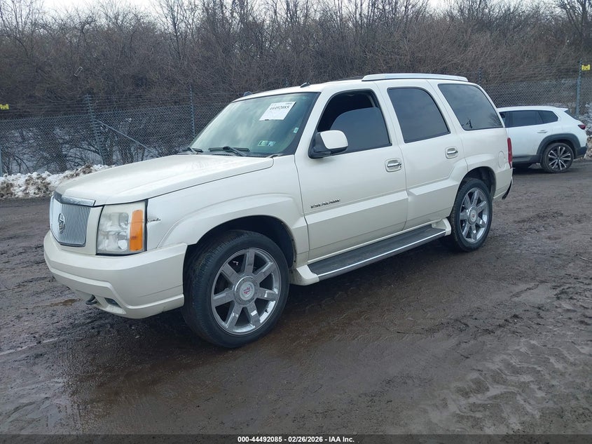 2004 Cadillac Escalade Standard